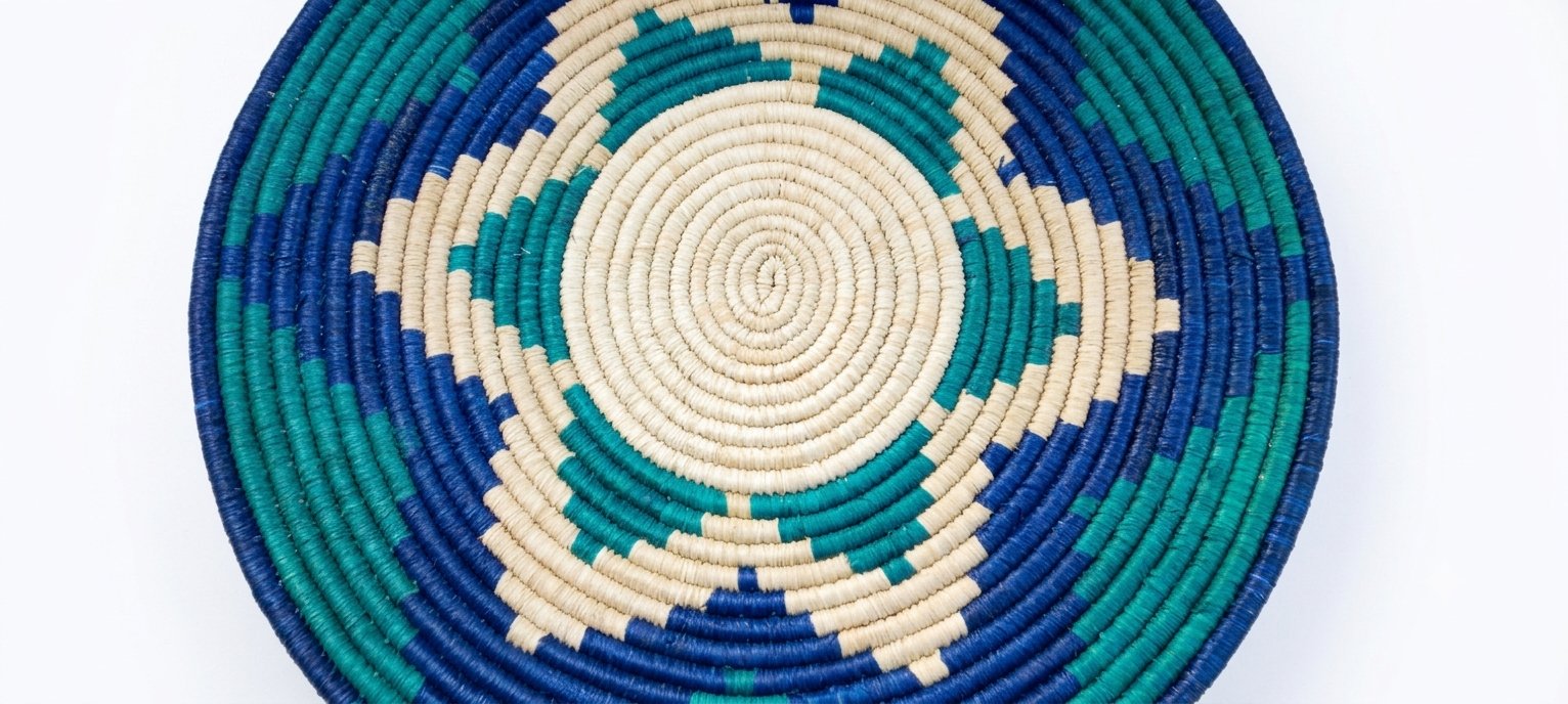 Hand woven table mat