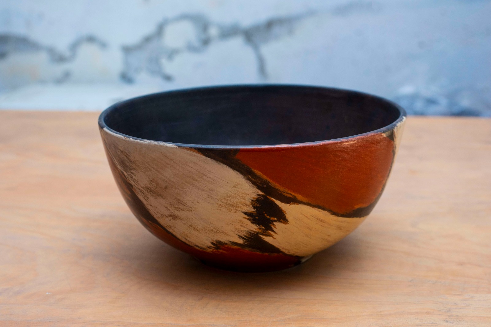 Earth & Smoke Artisan Salad Bowl