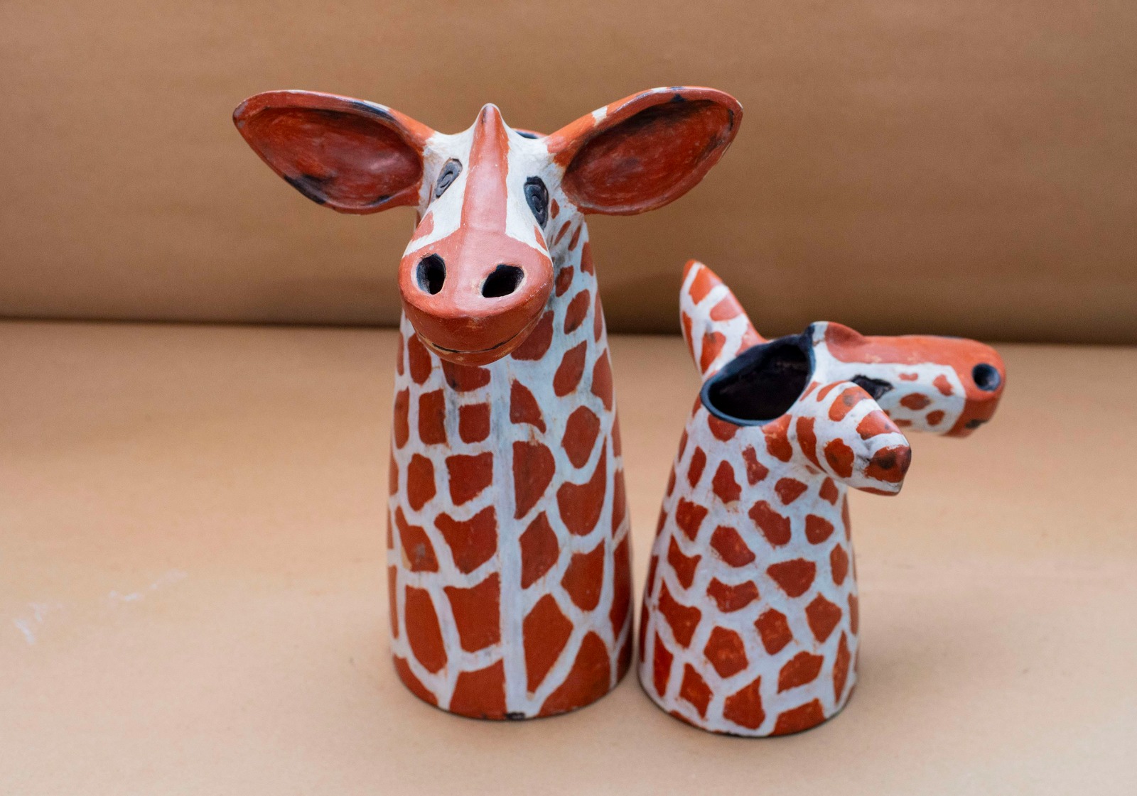 Savannah Horizon Giraffe Head Flower Vases