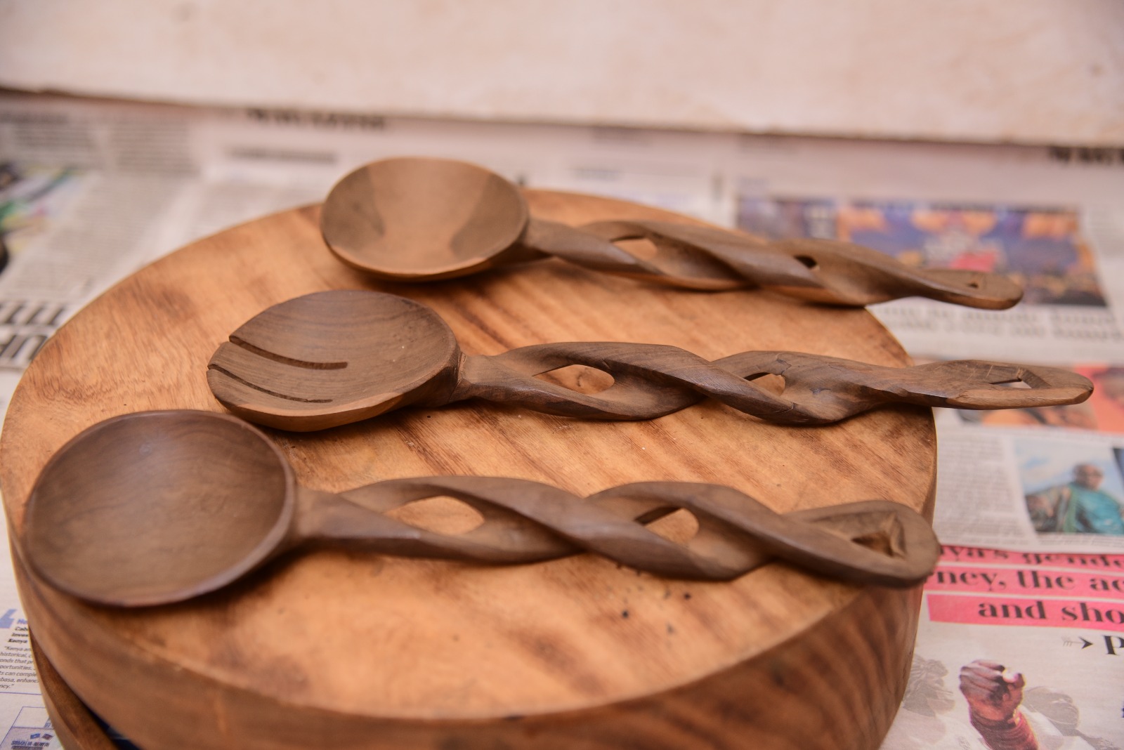 Rwenzori Twist Hand-Carved Salad & Serving Set