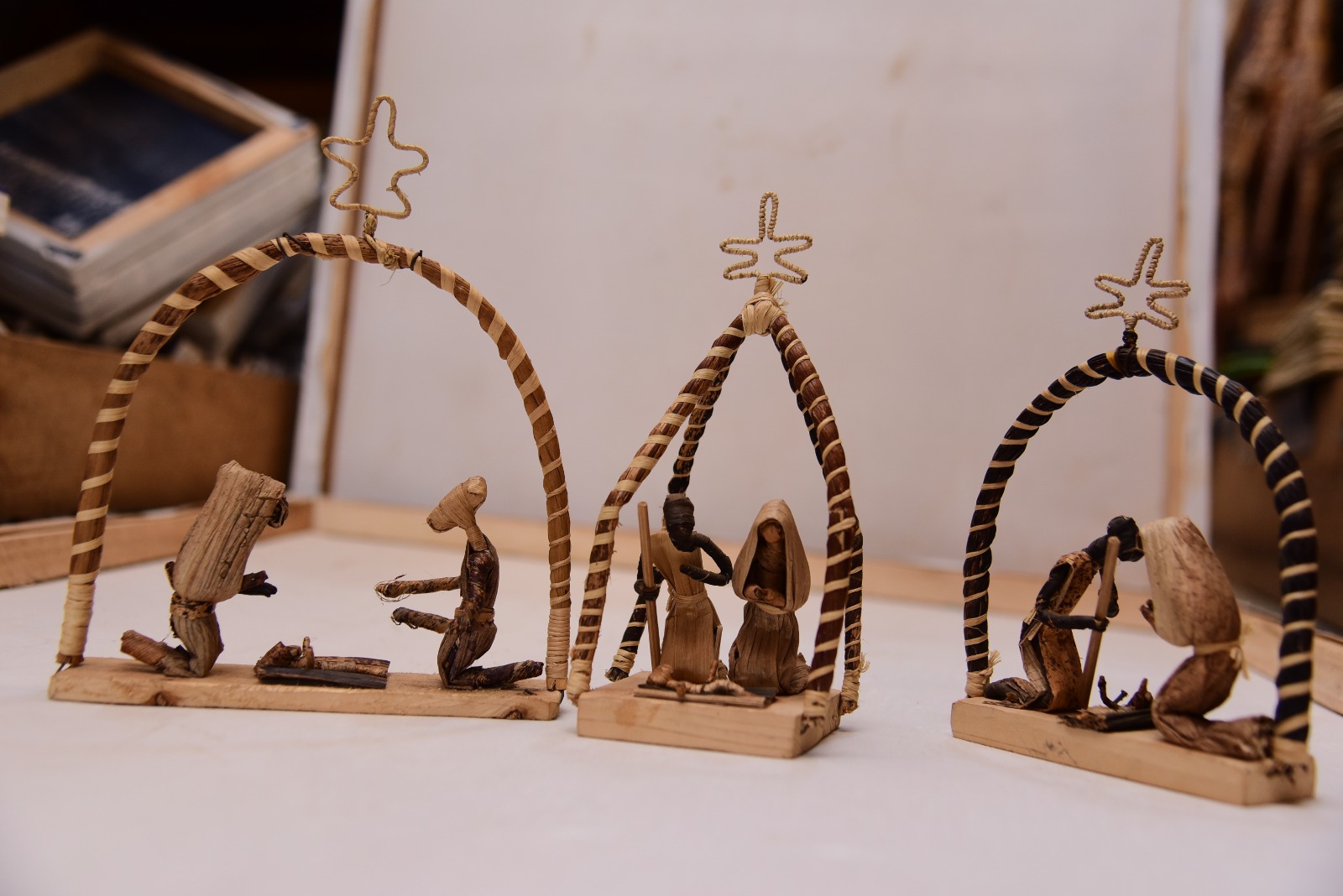 Arch Banana Fiber Nativity Scenes