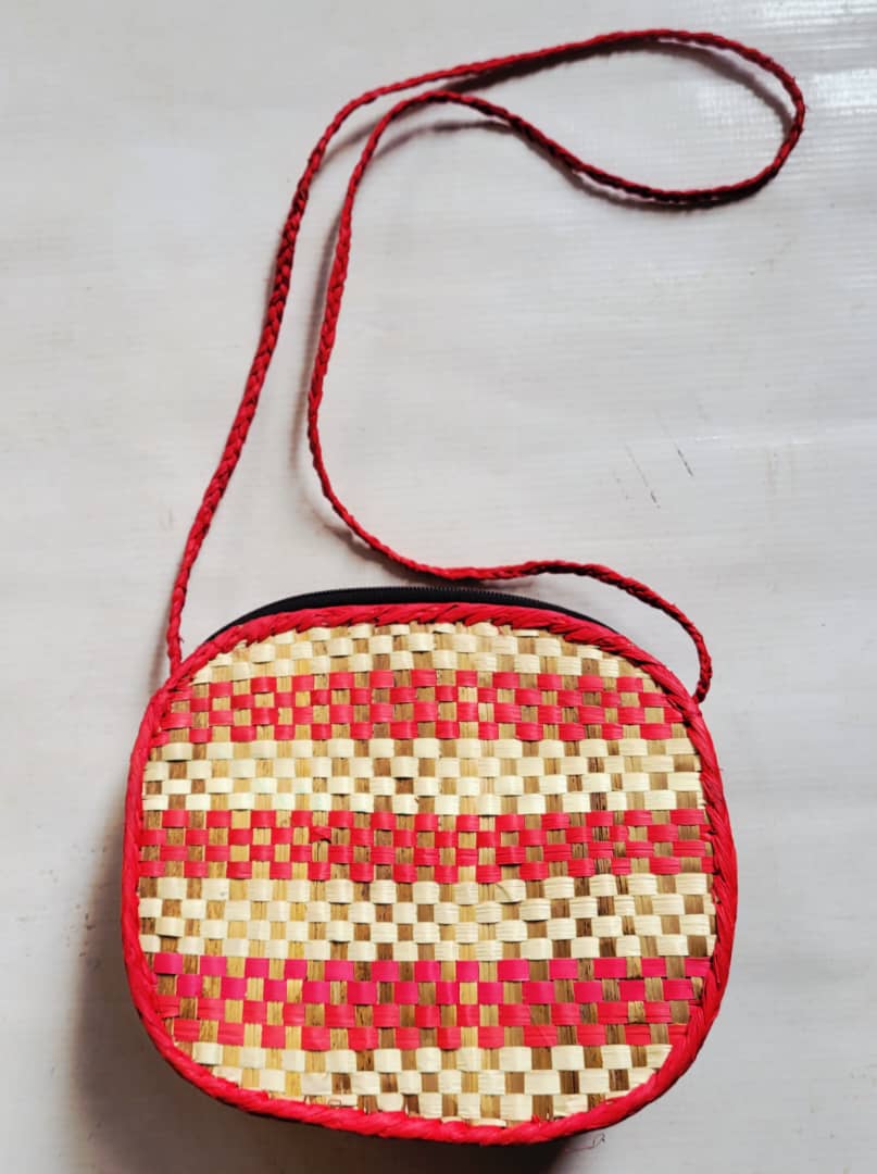 Hand bag